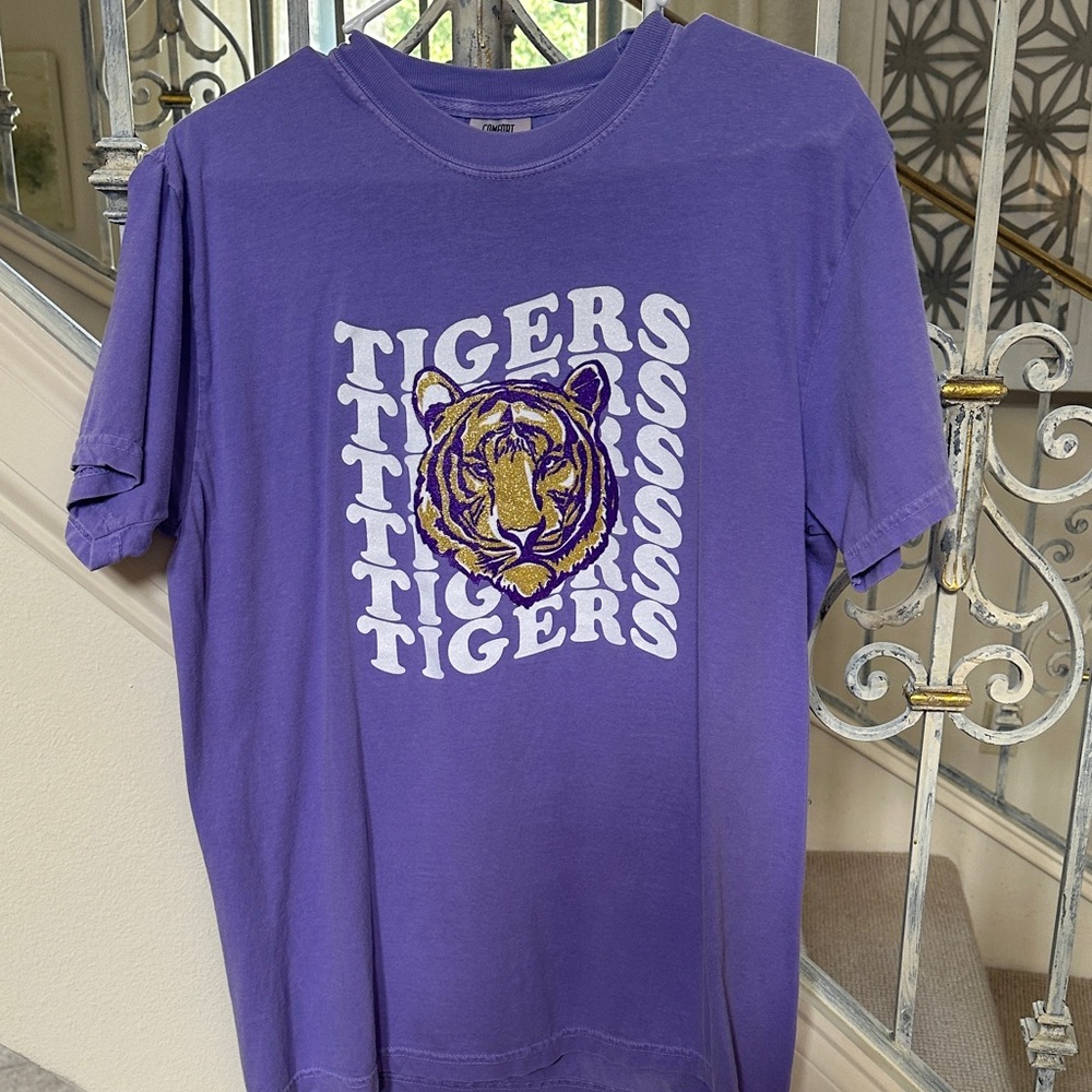 Comfort Colors Purple Tiger Graphic Tee